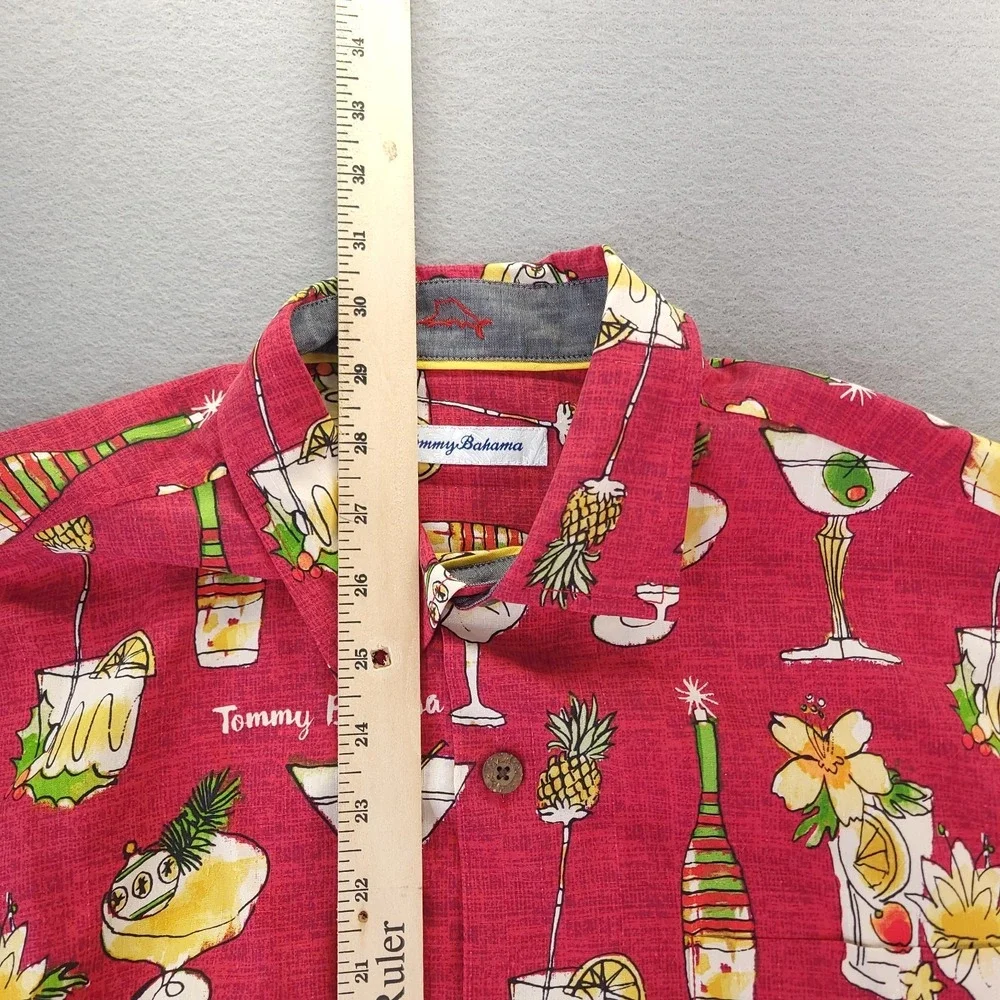 Tommy Bahama Merry Martini Shirt Mens Medium Red Cocktails Drinks Celebration